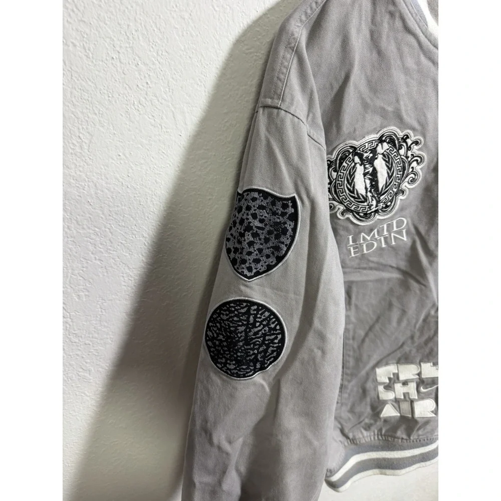 Vintage NIKE SPORTSWEAR NSW Limited Edition FRESH AIR Varsity Jacket Grey Size L